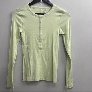 NWOT Everlane Supima Microrib Henley in light green